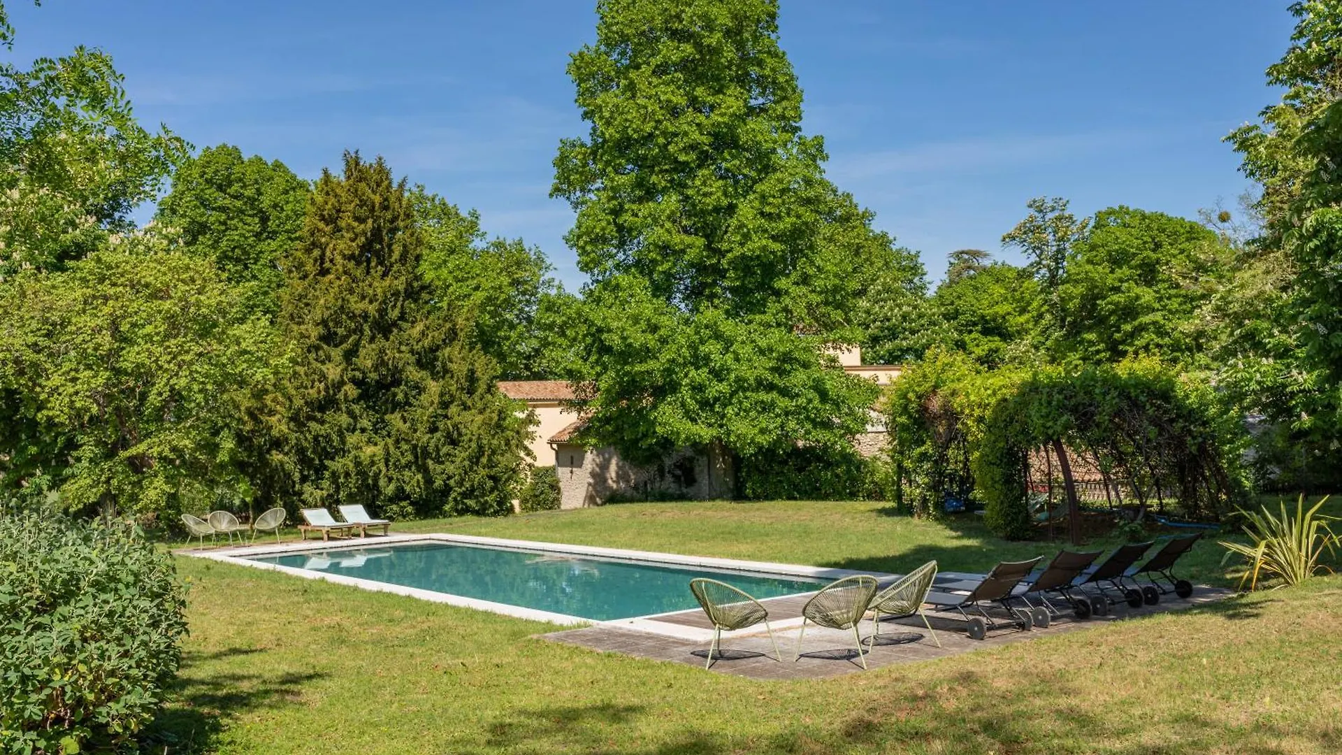 Chateau De Marrets Saint-Gervais-sur-Roubion